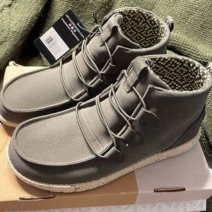 Hey Dude Womens Lea Shoes - New in Box